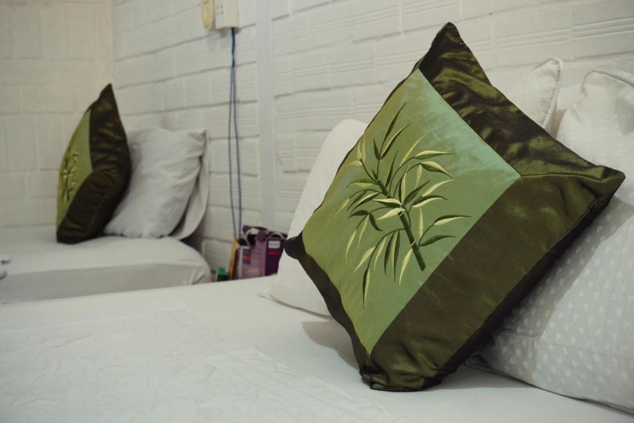 Mekong Pottery Homestay, Green-Friendly & Boat Tour Віньлонґ Екстер'єр фото